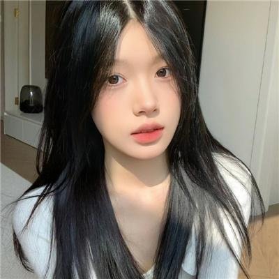雏燕嬉春